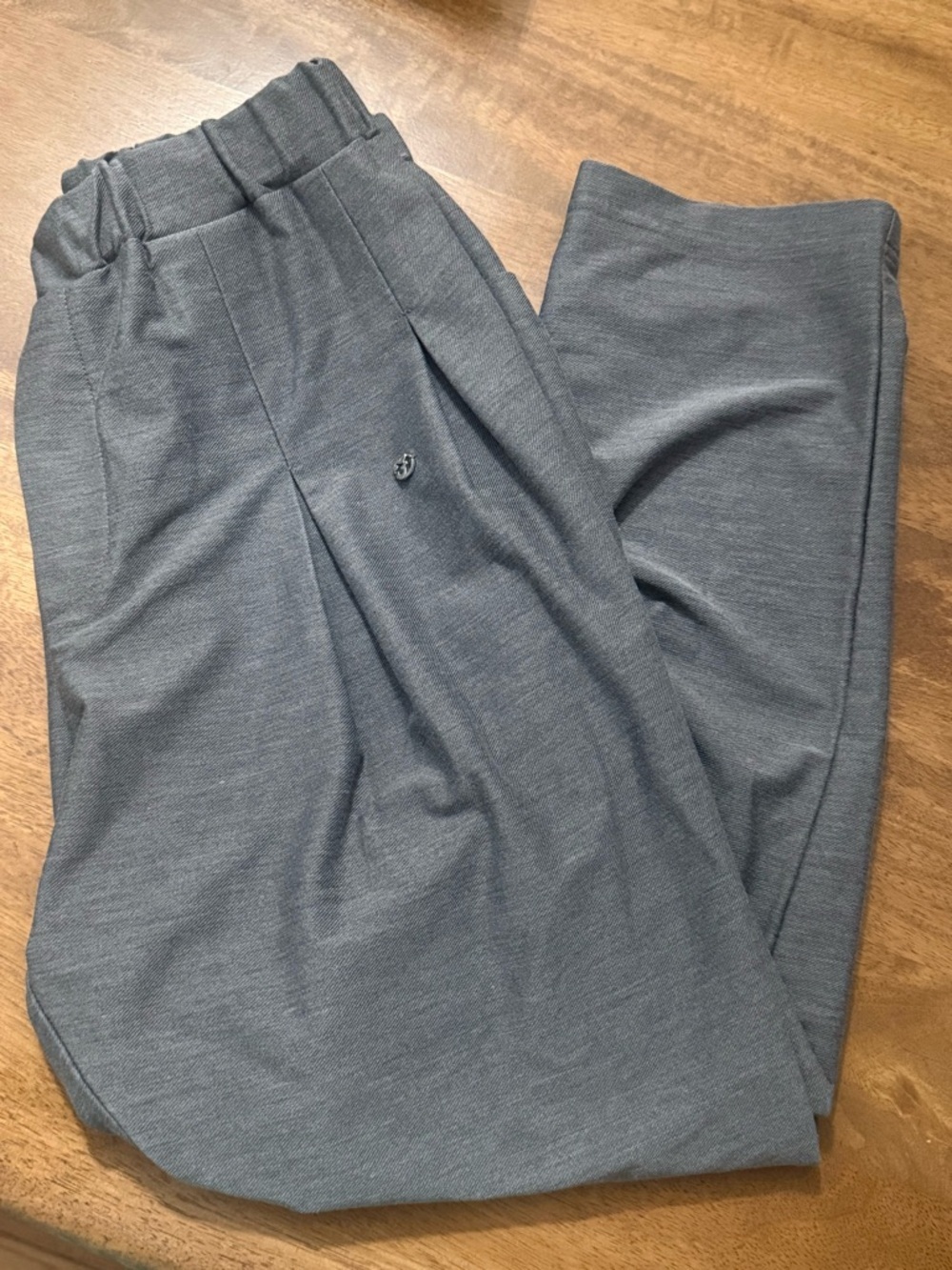 FITH Grey Pleated Dress Pants